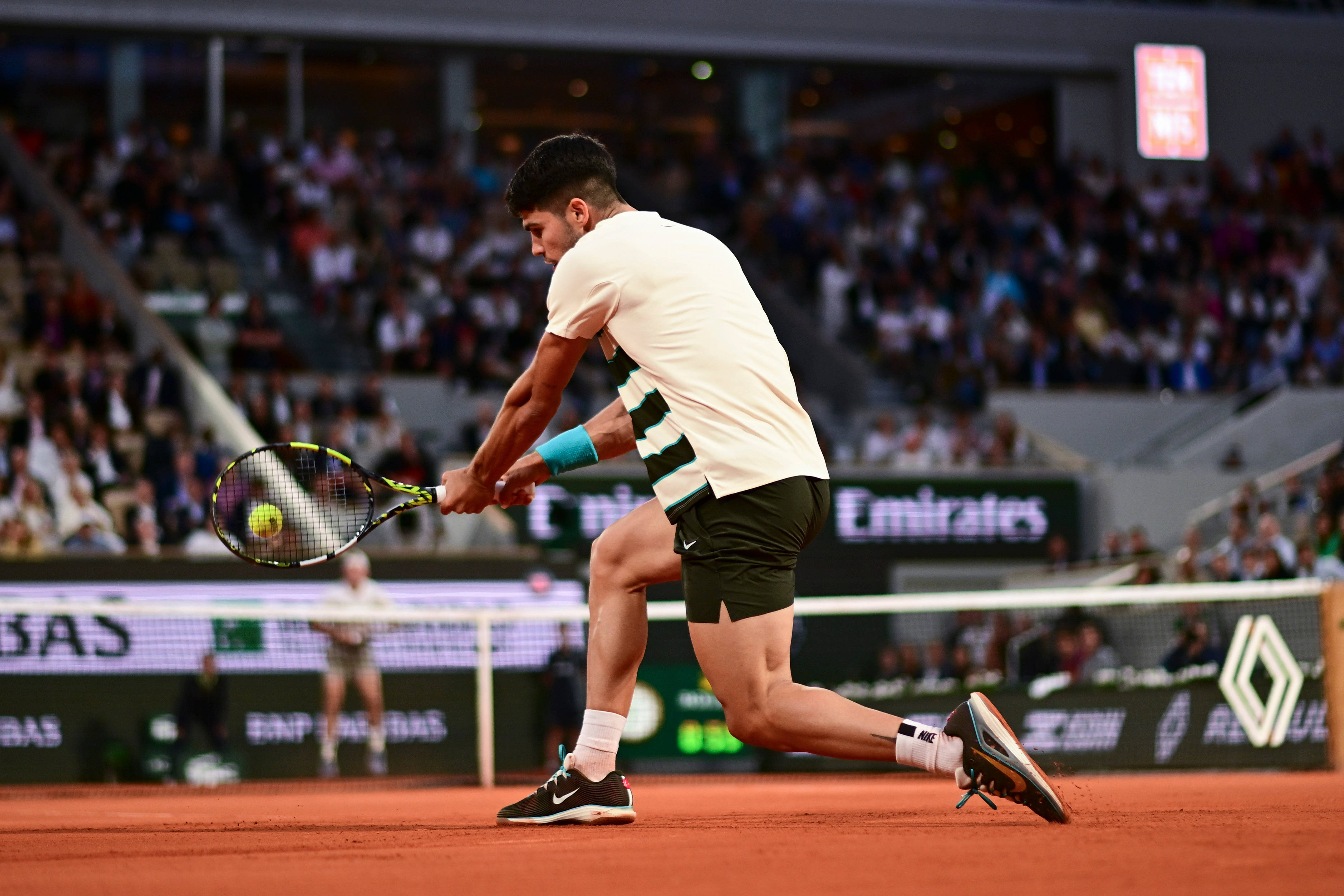 关于世界网球队翻盘法国网球队,阿尔卡拉斯爆发神勇的信息 关于世界网球队翻盘法国网球队,阿尔卡拉斯爆发神勇的信息