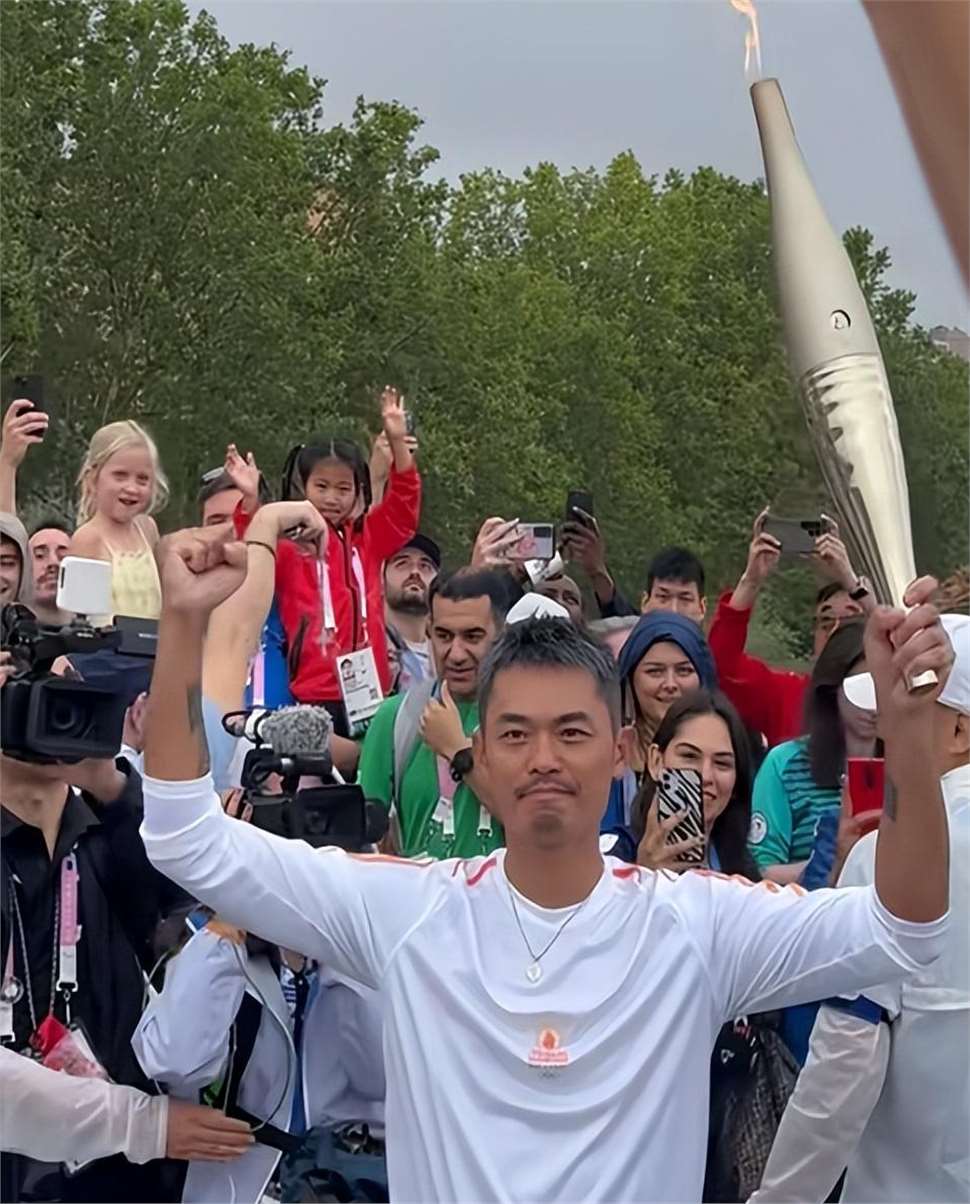 包含印尼羽毛球队血洗英格兰羽毛球队,林丹统治全场的词条 包含印尼羽毛球队血洗英格兰羽毛球队,林丹统治全场的词条