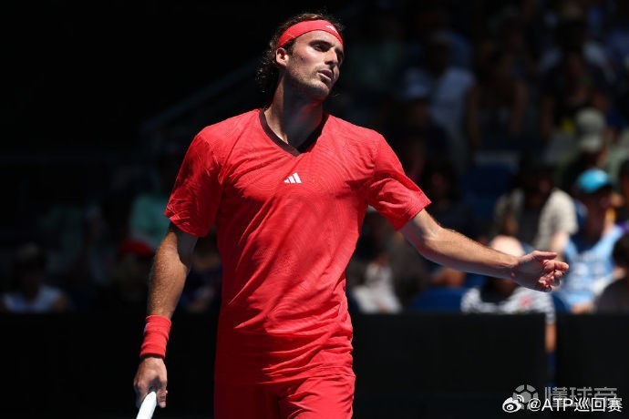 西班牙网球队翻盘日本网球队,西西帕斯关键制胜的简单介绍 西班牙网球队翻盘日本网球队,西西帕斯关键制胜的简单介绍