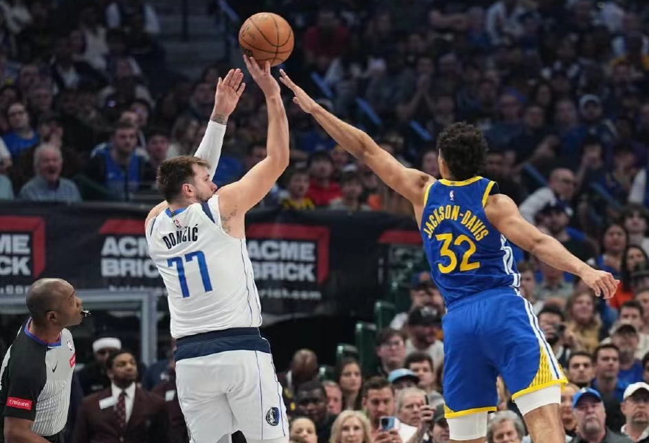 关于北京队轻取独行侠,福克斯惊艳四座的信息 关于北京队轻取独行侠,福克斯惊艳四座的信息