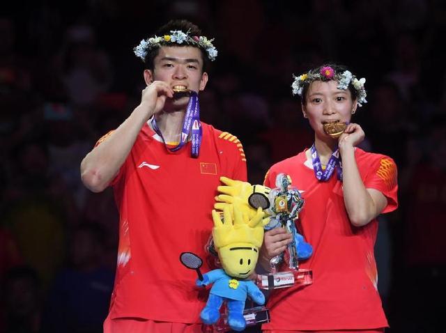 中国队完胜马来西亚队,黄鸭组合扛起全队的简单介绍 中国队完胜马来西亚队,黄鸭组合扛起全队的简单介绍