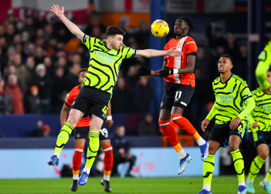 法国险胜阿森纳,弗拉霍维奇关键制胜的简单介绍 法国险胜阿森纳,弗拉霍维奇关键制胜的简单介绍