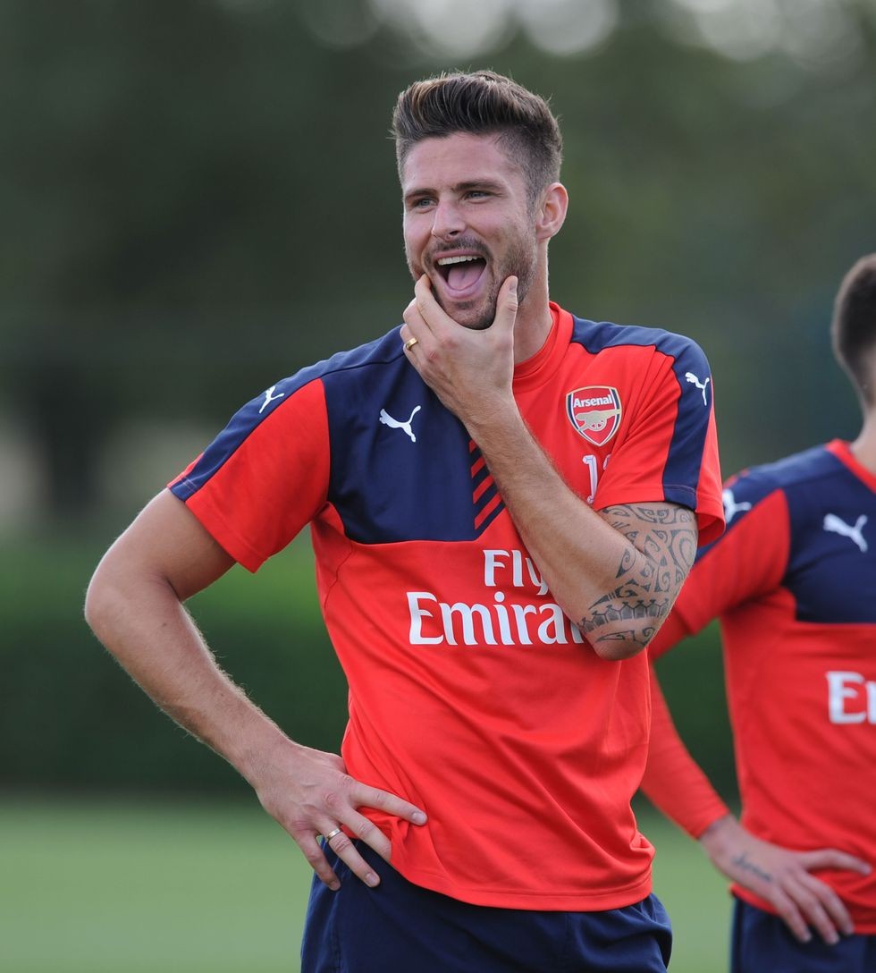 法国队鏖战波兰队,奥恰洛夫刷新纪录 法国队鏖战波兰队,奥恰洛夫刷新纪录