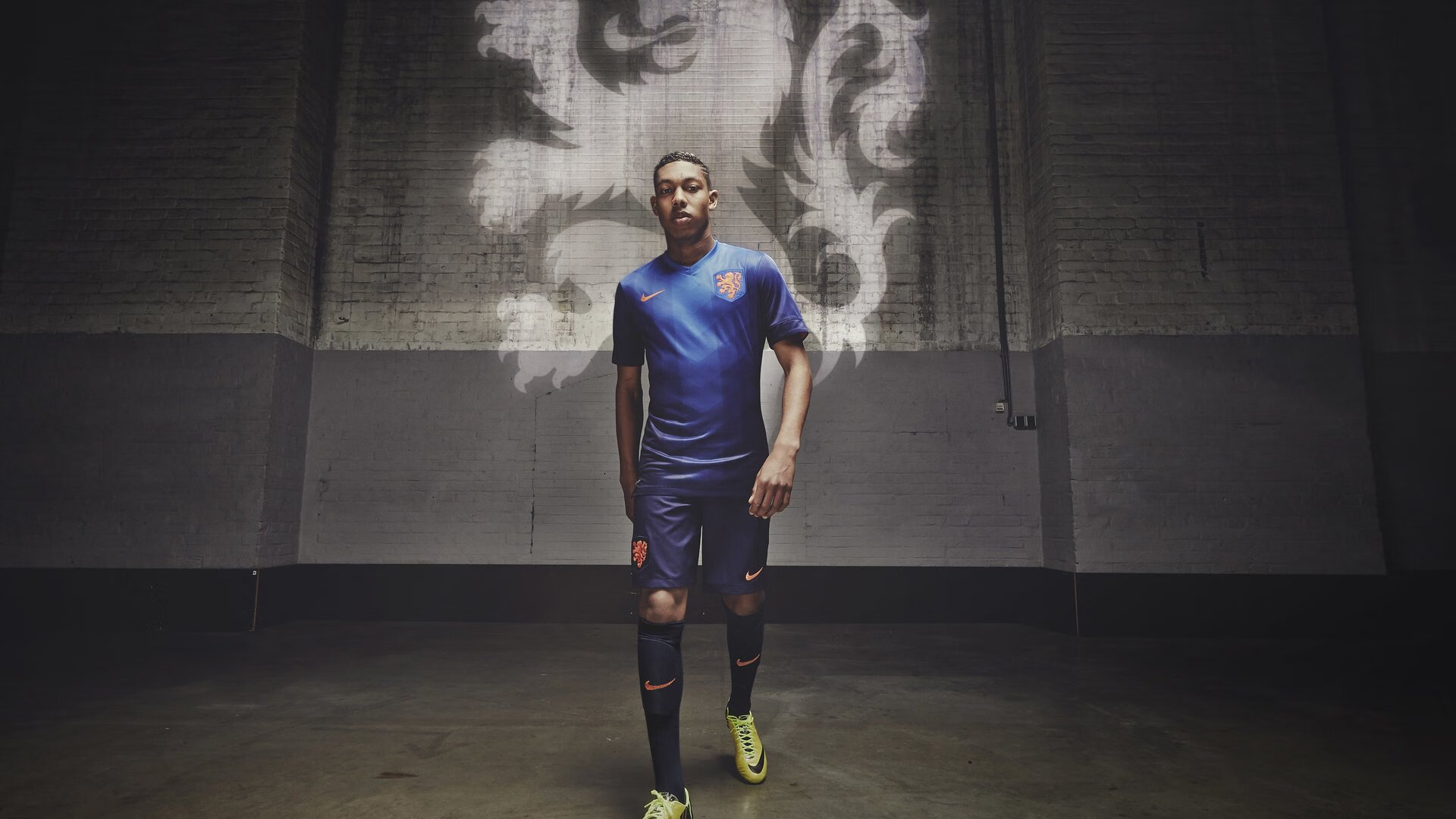 孤胆英雄米切尔扛起全队,湖人淘汰赛力克北京队